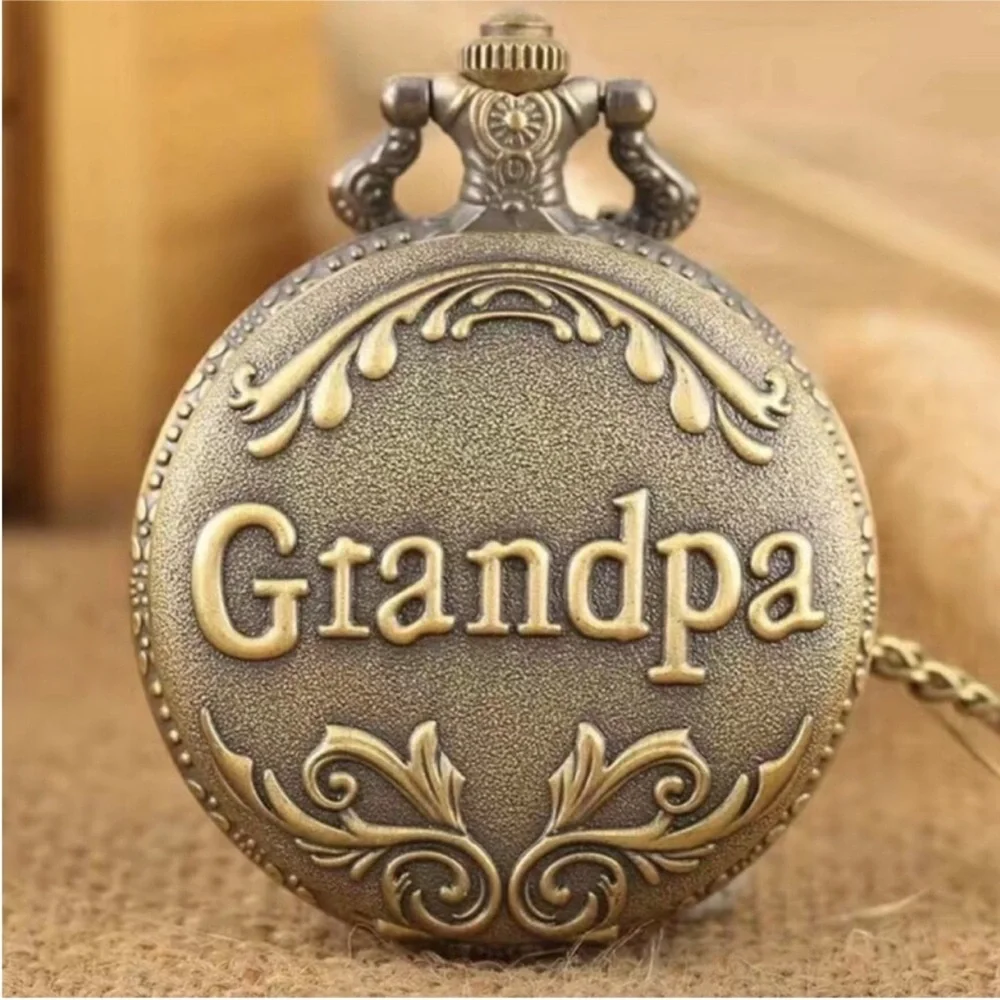 Women’s Retro Bronze Grandpa Pocket Watch Quartz Watch Pendant Grandfather Gift